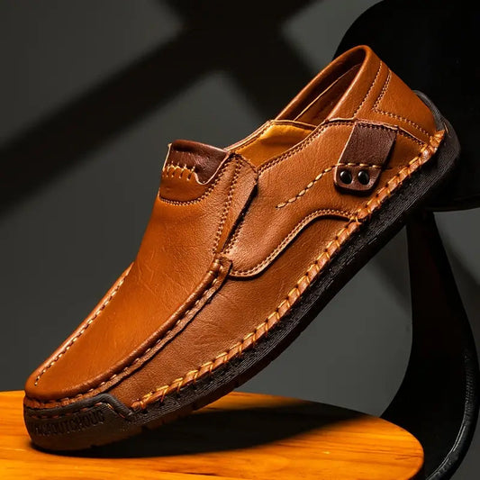 👞✨ Klasické pánské kožené boty bez šněrování