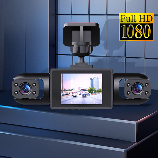 Autokamera se 4 objektivy a 360° záběrem